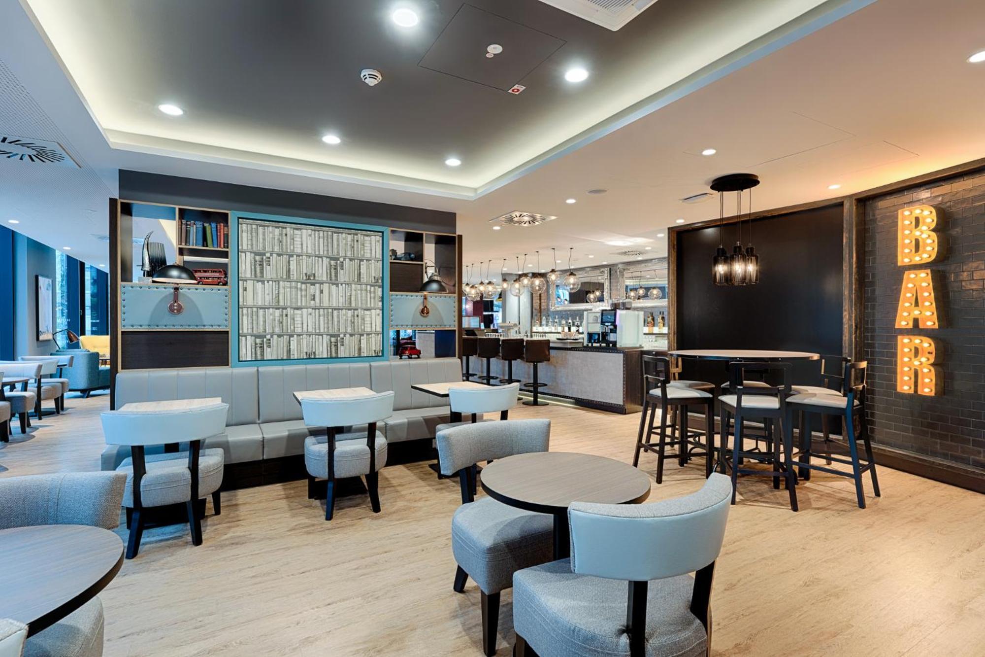 Premier Inn Berlin City Wilmersdorf Екстериор снимка