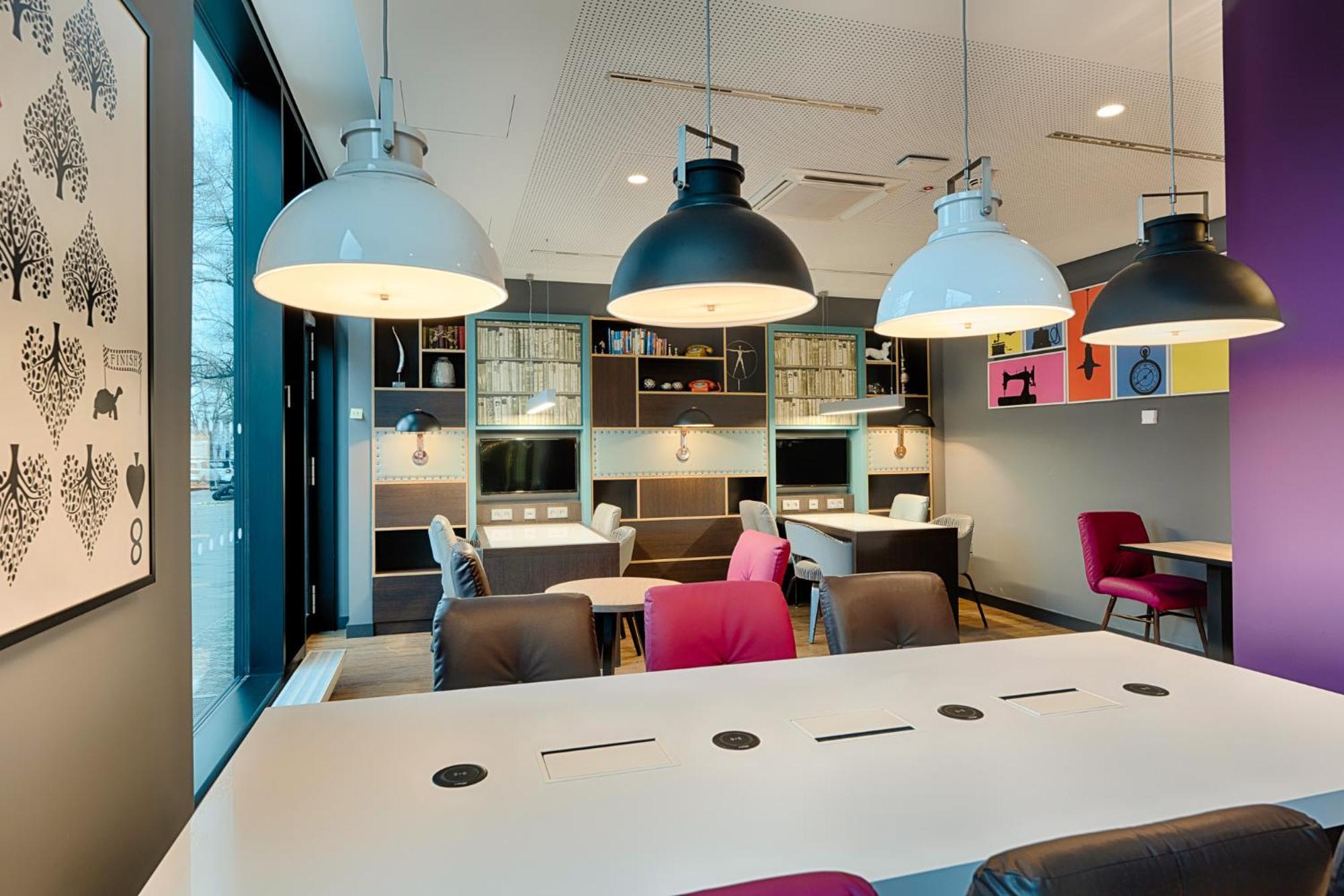 Premier Inn Berlin City Wilmersdorf Екстериор снимка